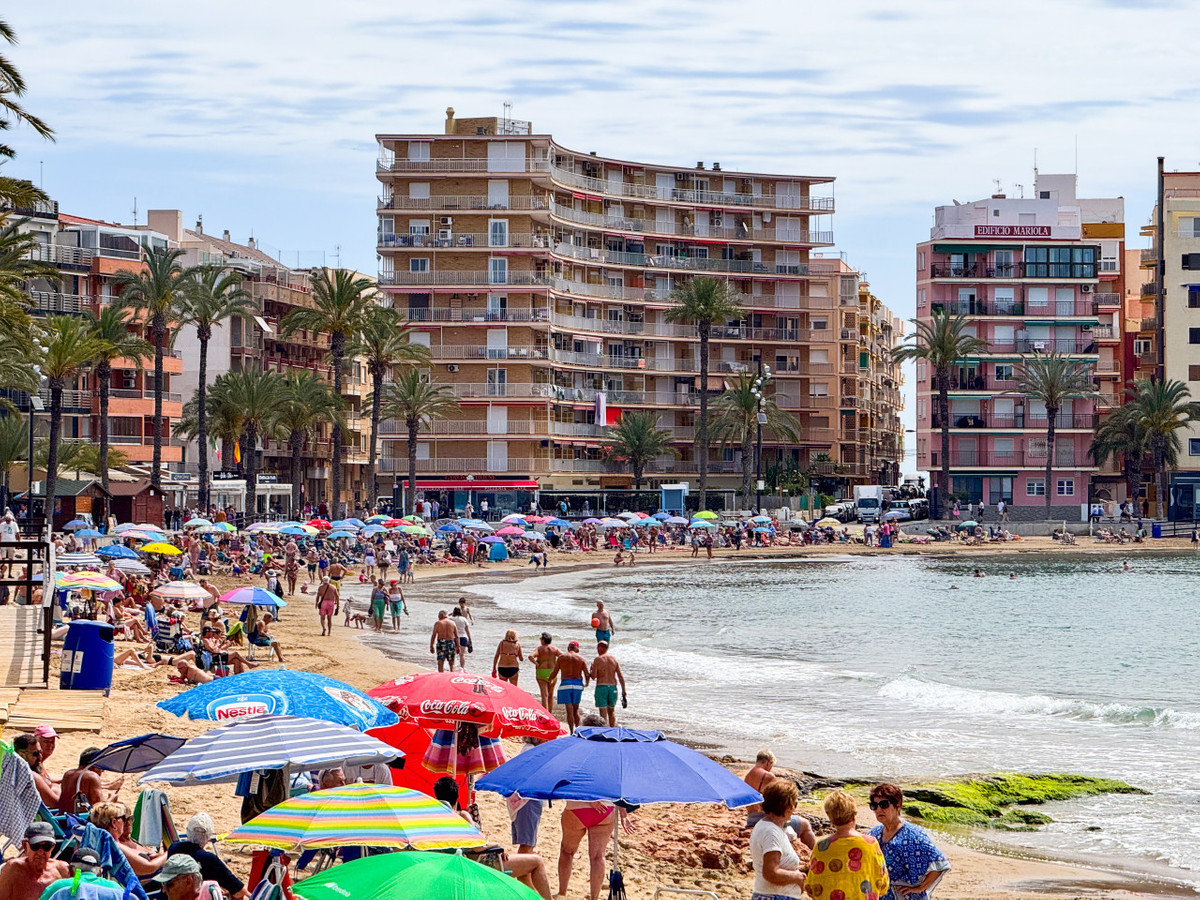 ShowFeedImage Apartment – Middle Floor Apartment in Alicante City