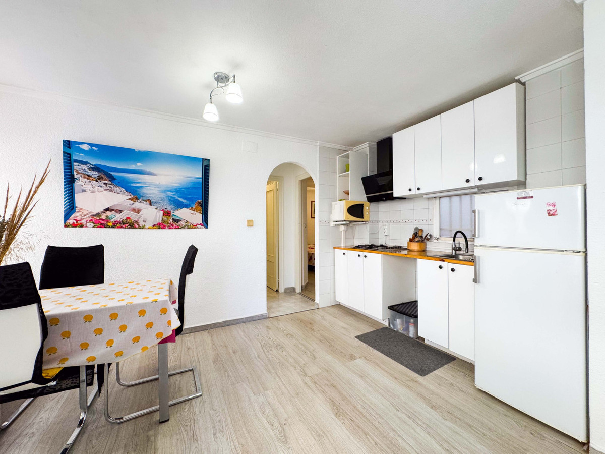 ShowFeedImage Apartment – Middle Floor Apartment in Alicante City
