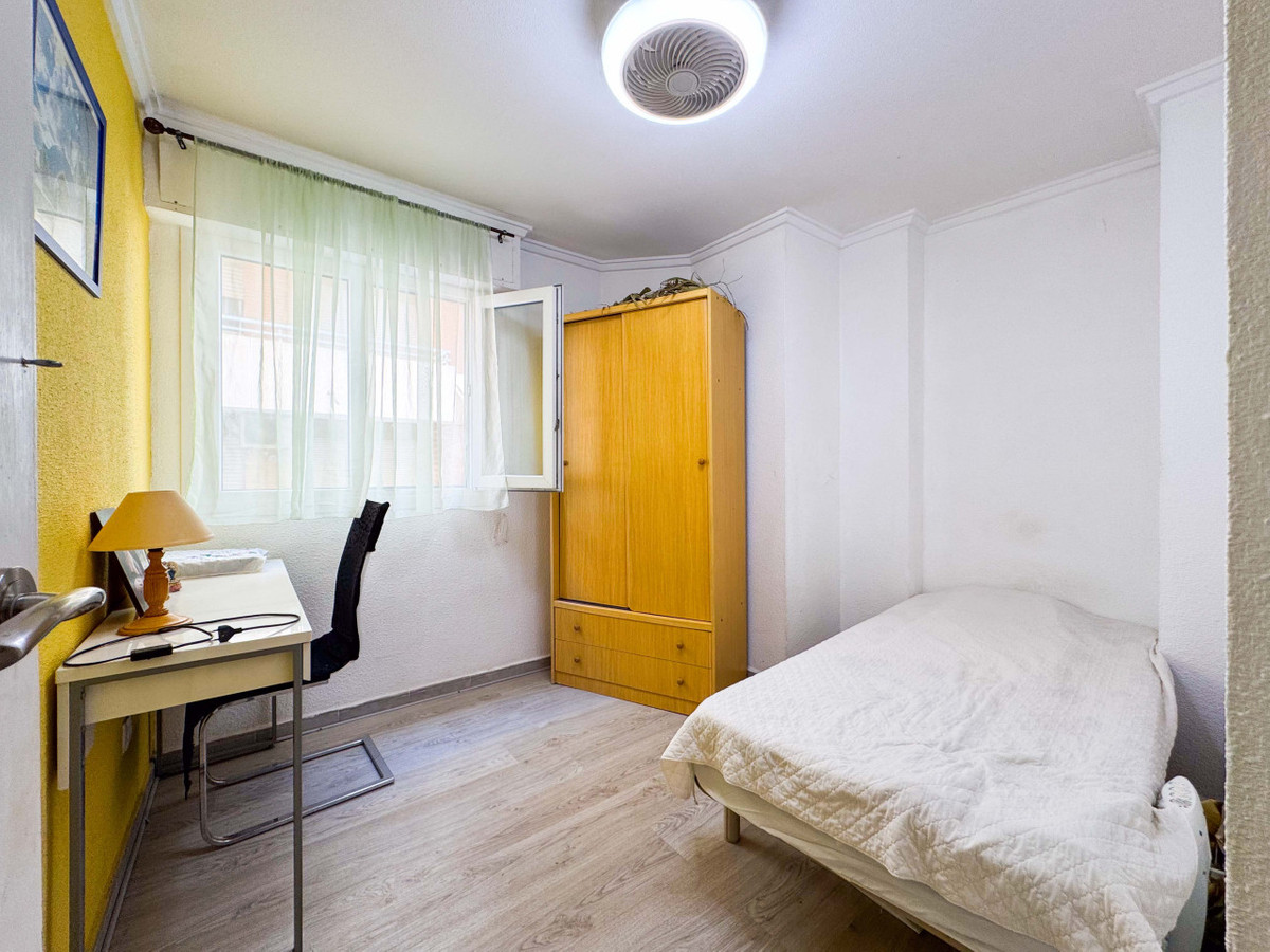 ShowFeedImage Apartment – Middle Floor Apartment in Alicante City