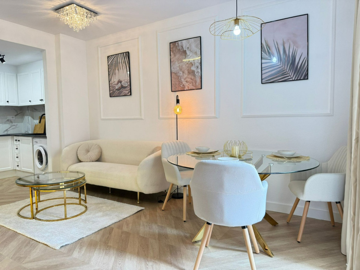 ShowFeedImage Apartment – Middle Floor Apartment in Alicante City