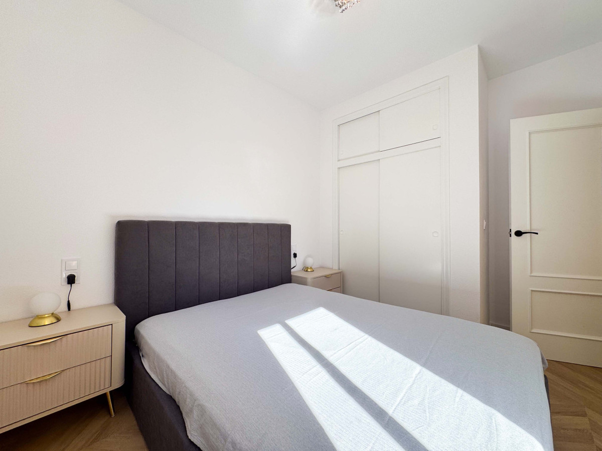 ShowFeedImage Apartment – Middle Floor Apartment in Alicante City