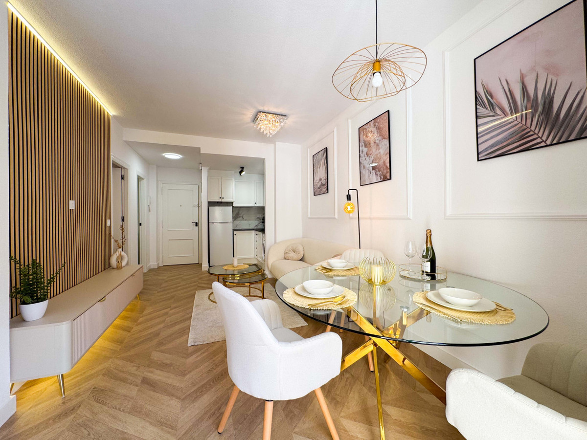 ShowFeedImage Apartment – Middle Floor Apartment in Alicante City