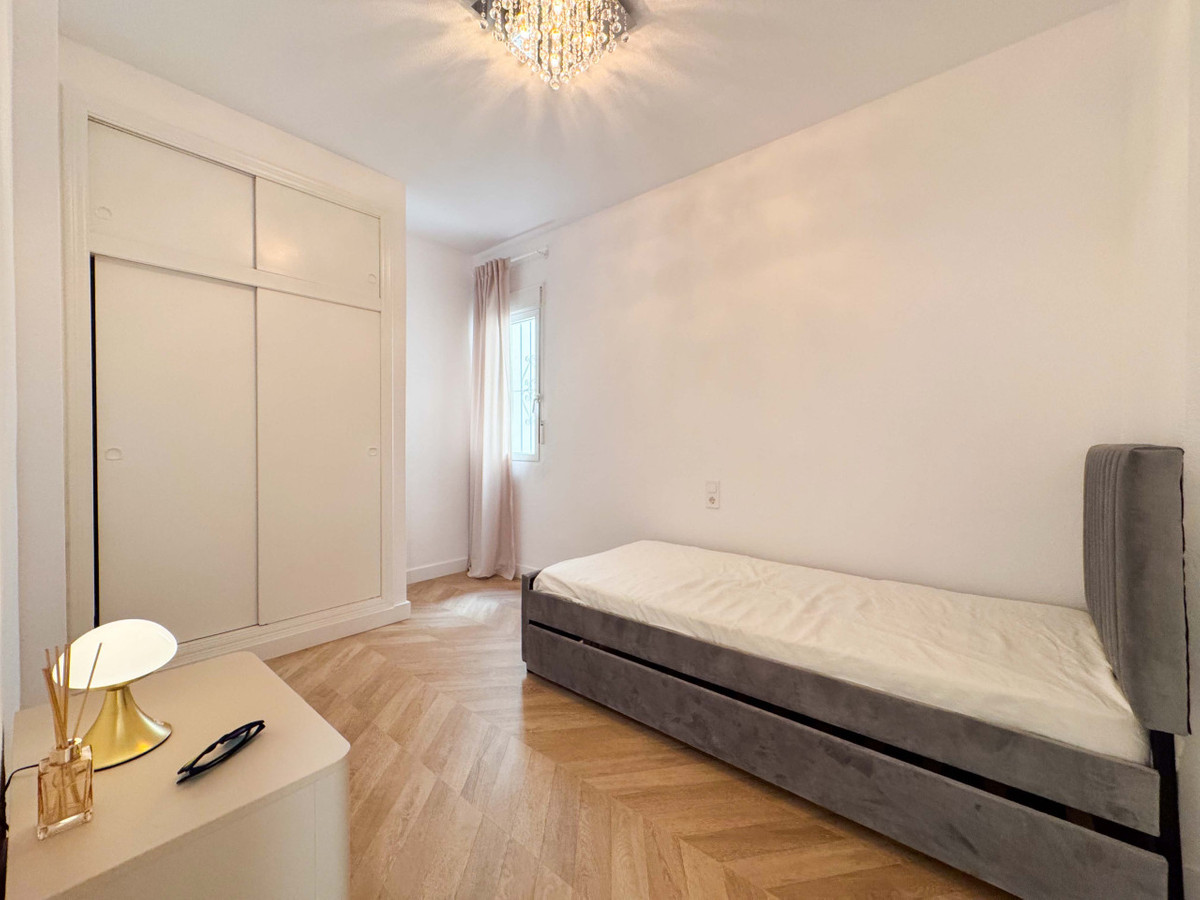 ShowFeedImage Apartment – Middle Floor Apartment in Alicante City