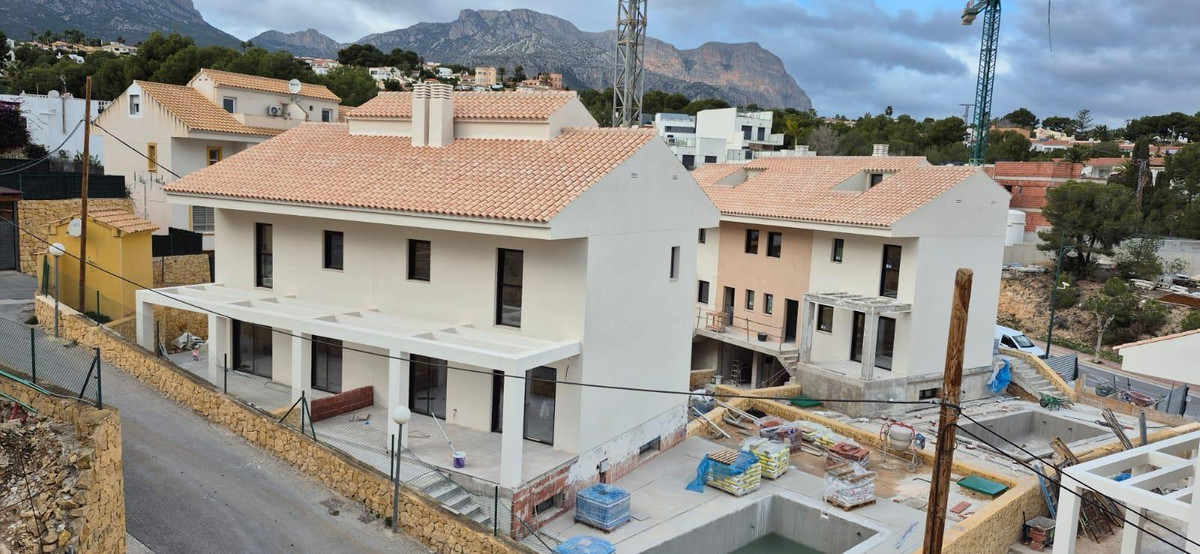 House – Bungalow in La Nucia