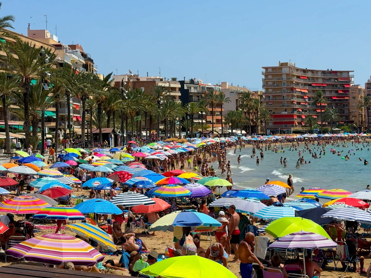 ShowFeedImage Apartment – Middle Floor Apartment in Alicante City