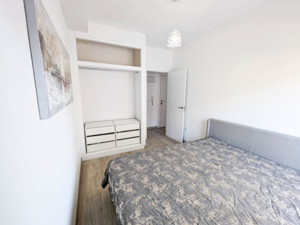 Apartment – Middle Floor Apartment in Torrevieja