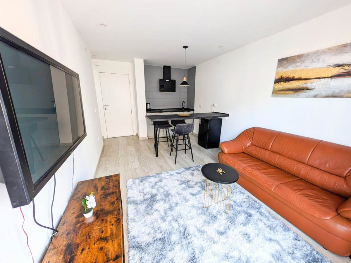 Apartment – Middle Floor Apartment in Torrevieja