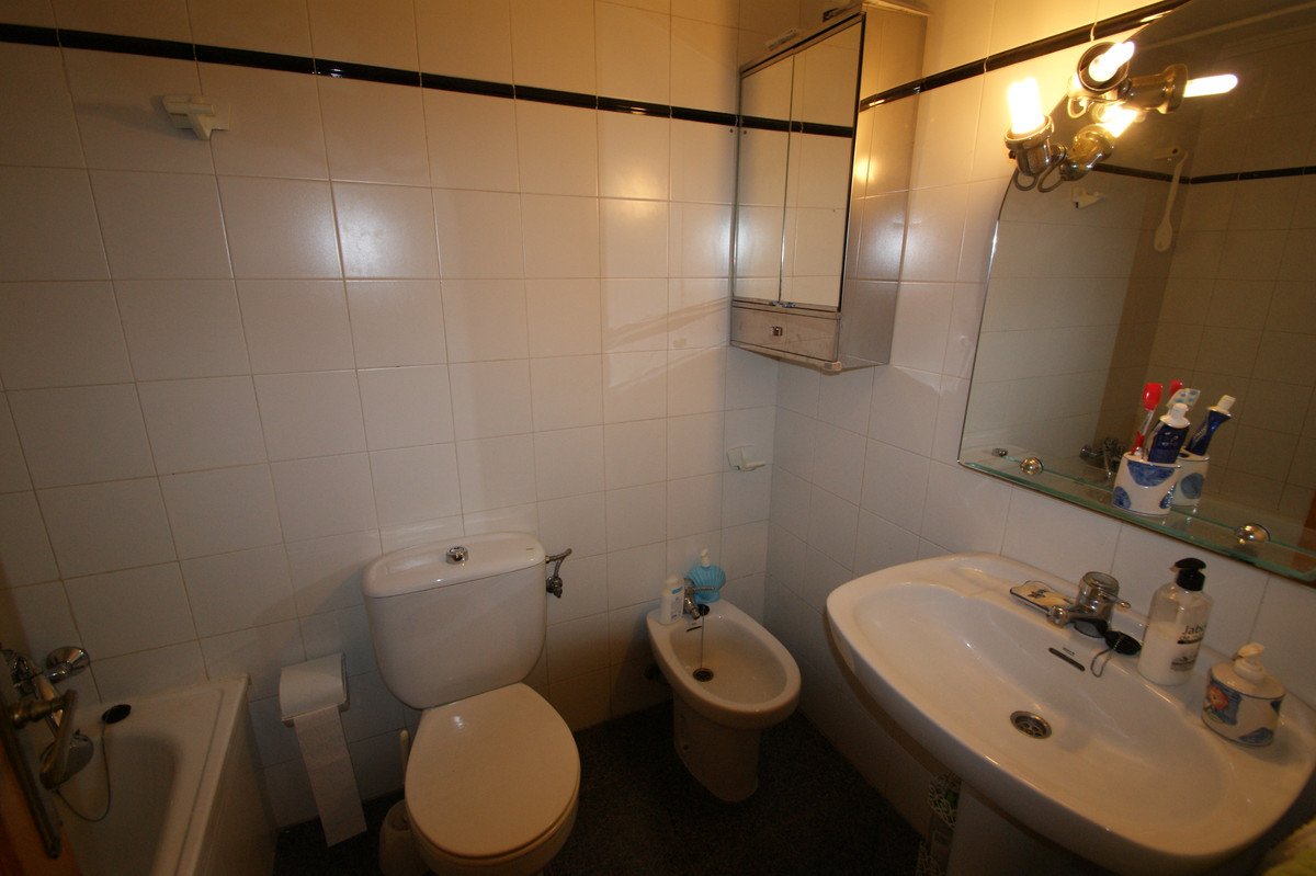 ShowFeedImage Apartment – Middle Floor Apartment in Torrevieja