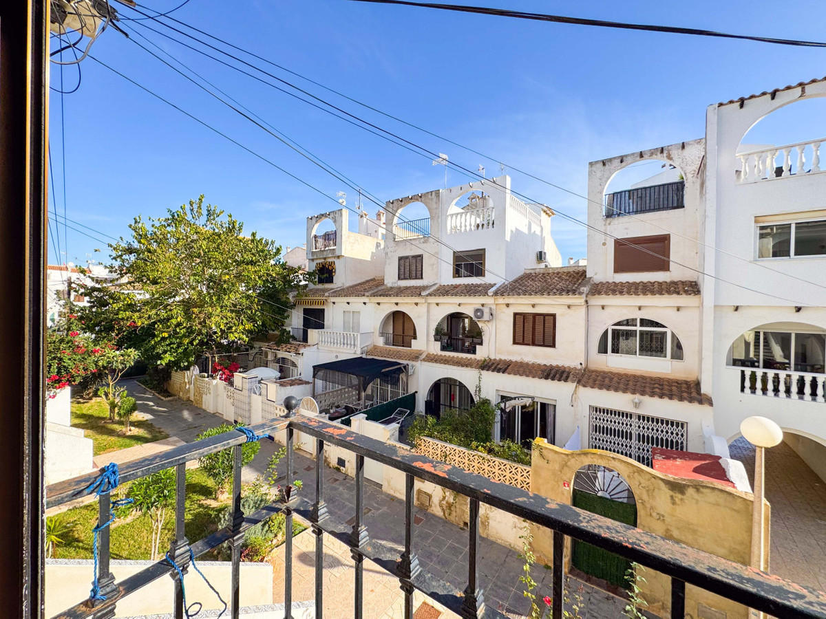 ShowFeedImage Apartment – Top Floor Apartment in Torrevieja