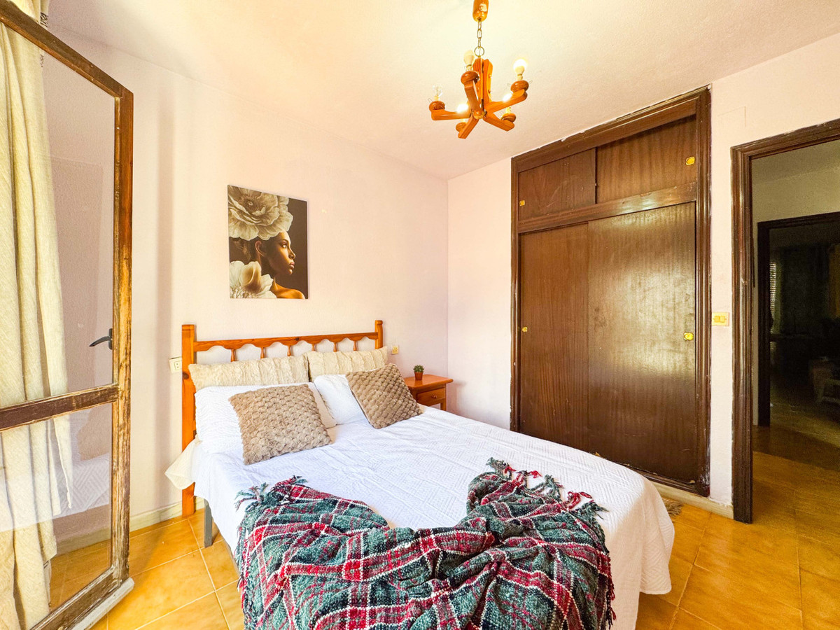 ShowFeedImage Apartment – Top Floor Apartment in Torrevieja