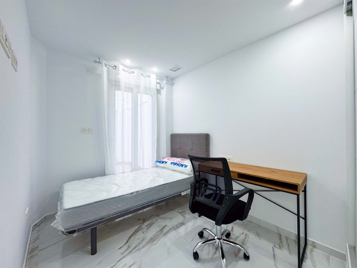 ShowFeedImage Apartment – Middle Floor Apartment in Torrevieja