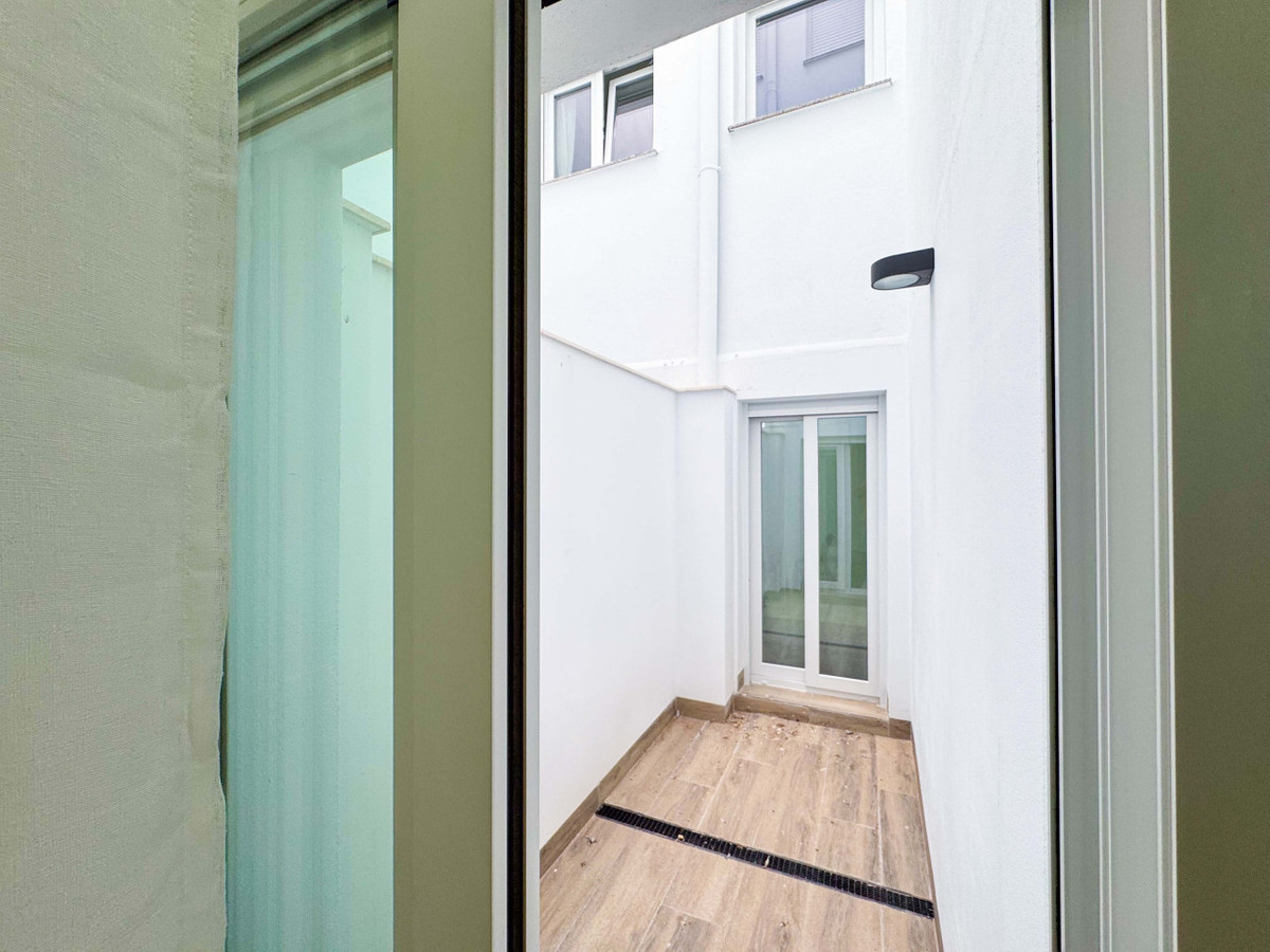 ShowFeedImage Apartment – Middle Floor Apartment in Torrevieja