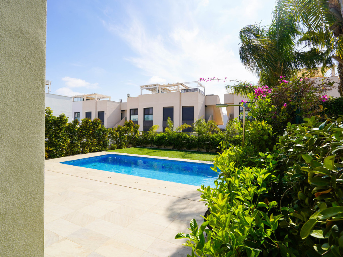 ShowFeedImage House – Detached Villa in Rojales