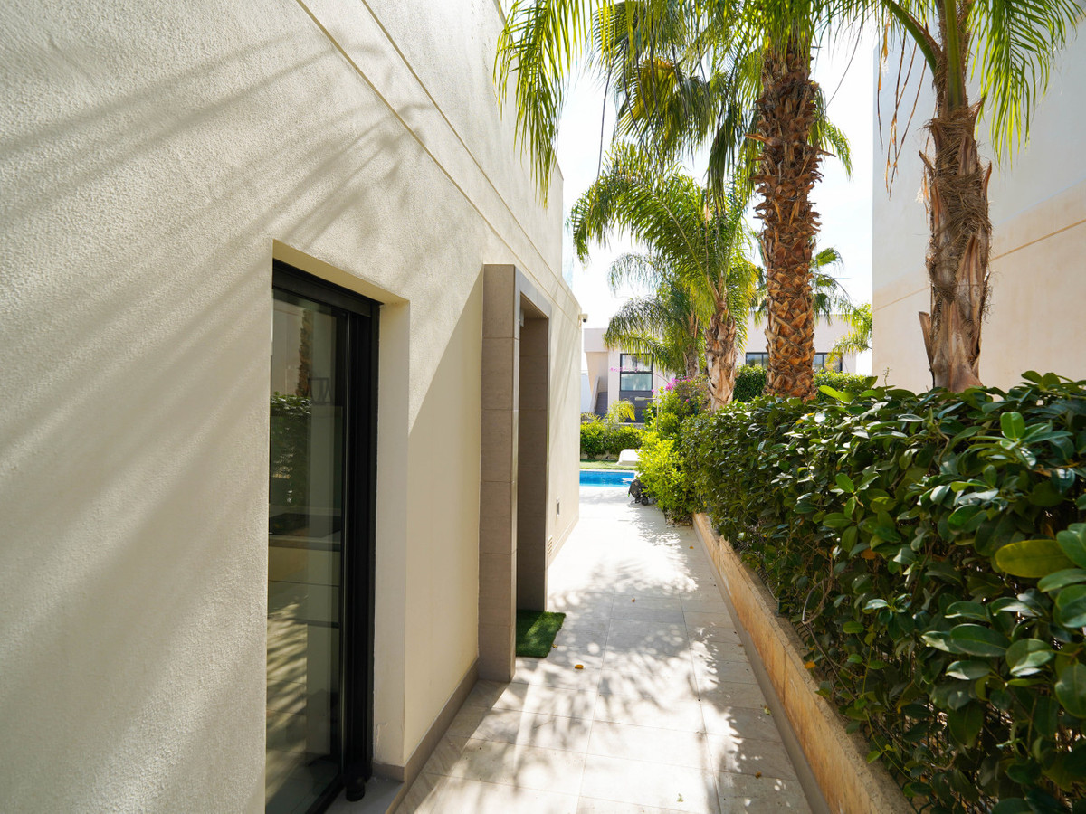 ShowFeedImage House – Detached Villa in Rojales