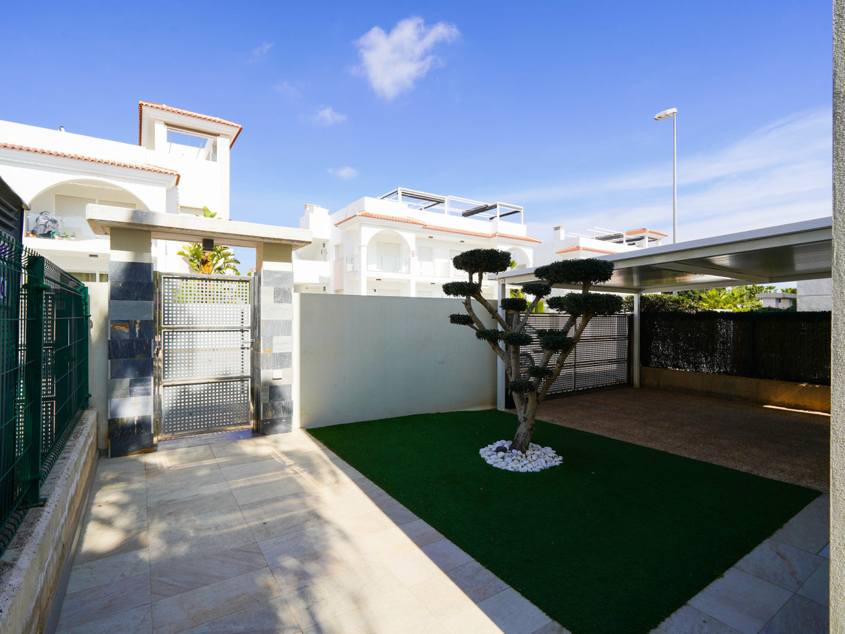 ShowFeedImage House – Detached Villa in Rojales