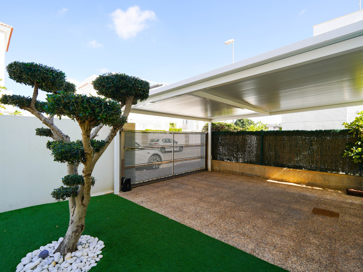 ShowFeedImage House – Detached Villa in Rojales