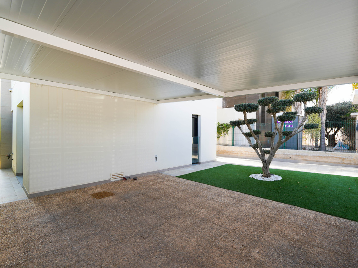 ShowFeedImage House – Detached Villa in Rojales