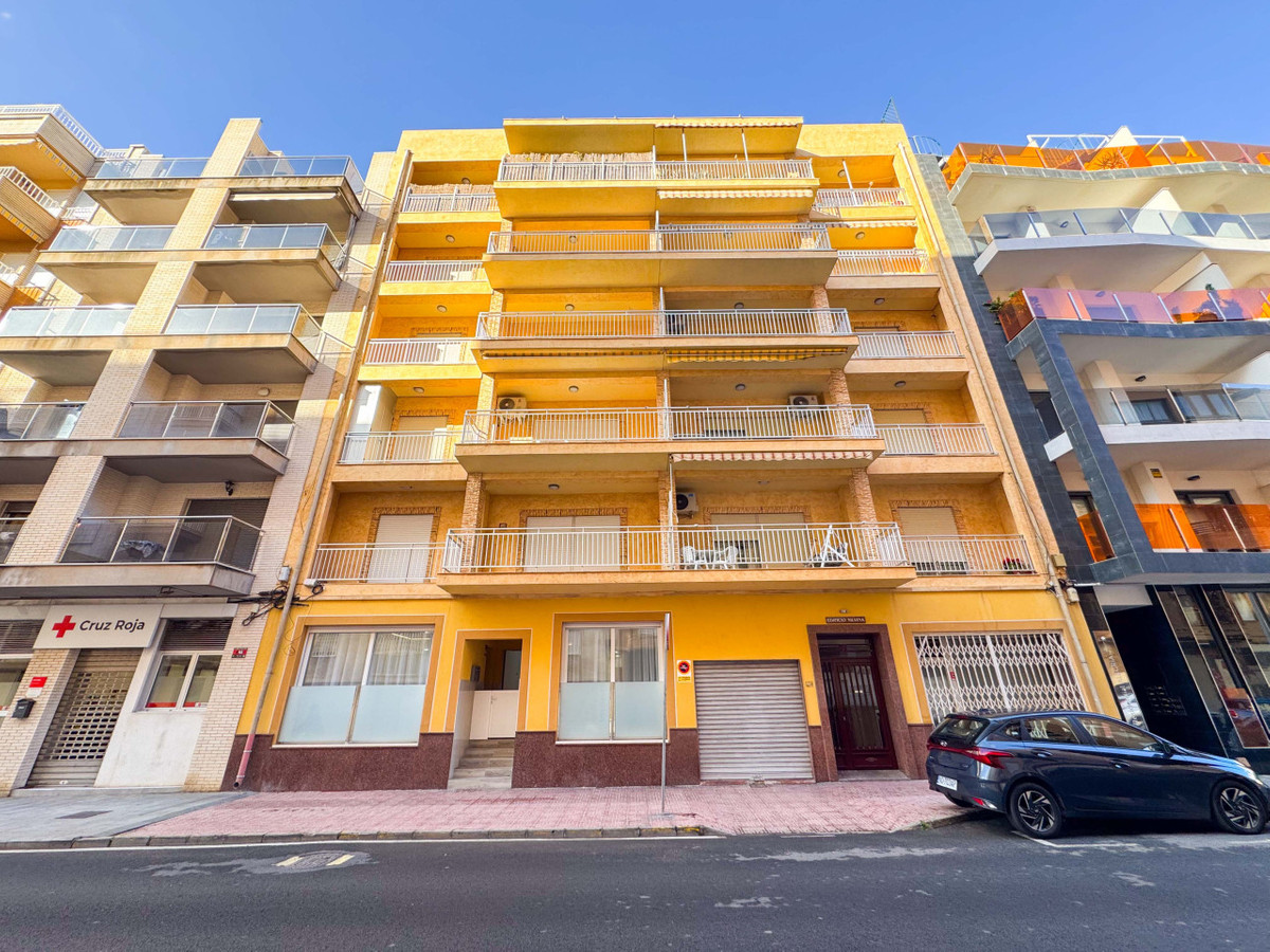 Apartment – Ground Floor Apartment in Torrevieja