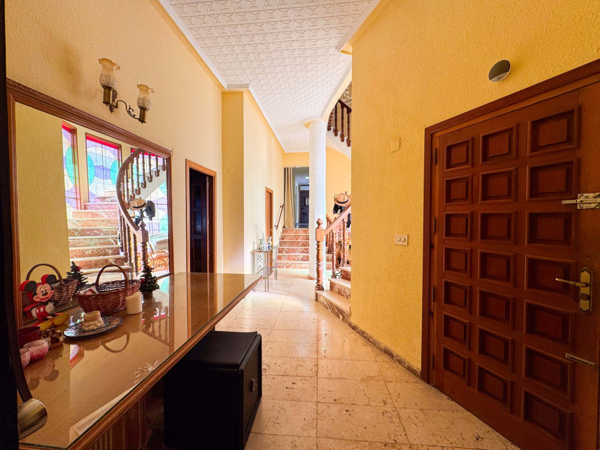 House – Detached Villa in Elda