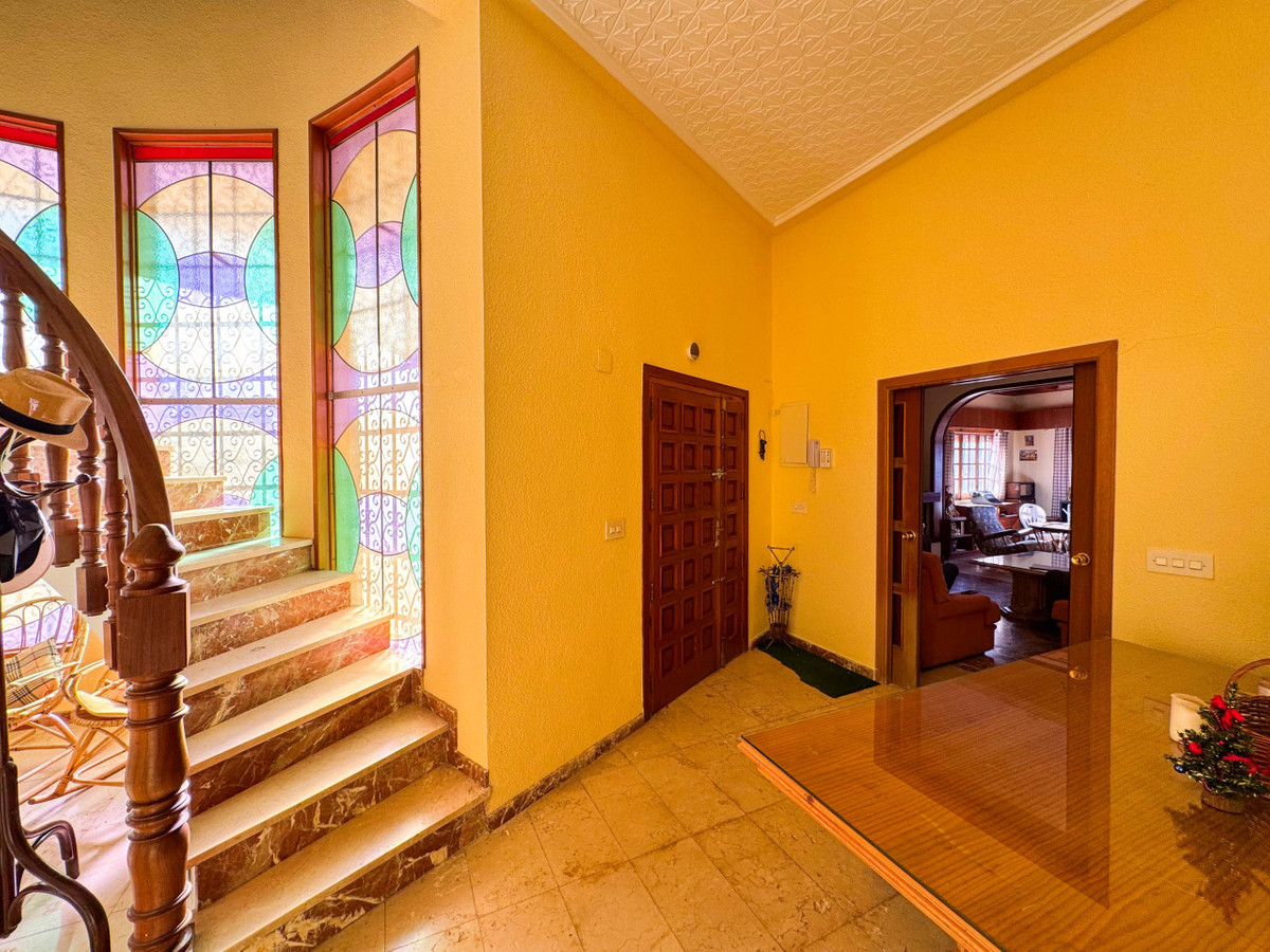 House – Detached Villa in Elda