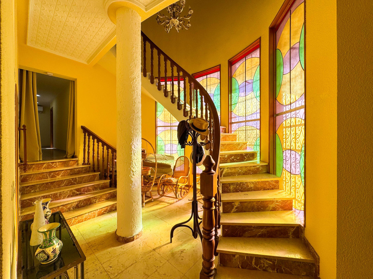 House – Detached Villa in Elda