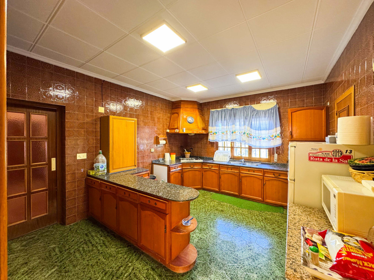 House – Detached Villa in Elda