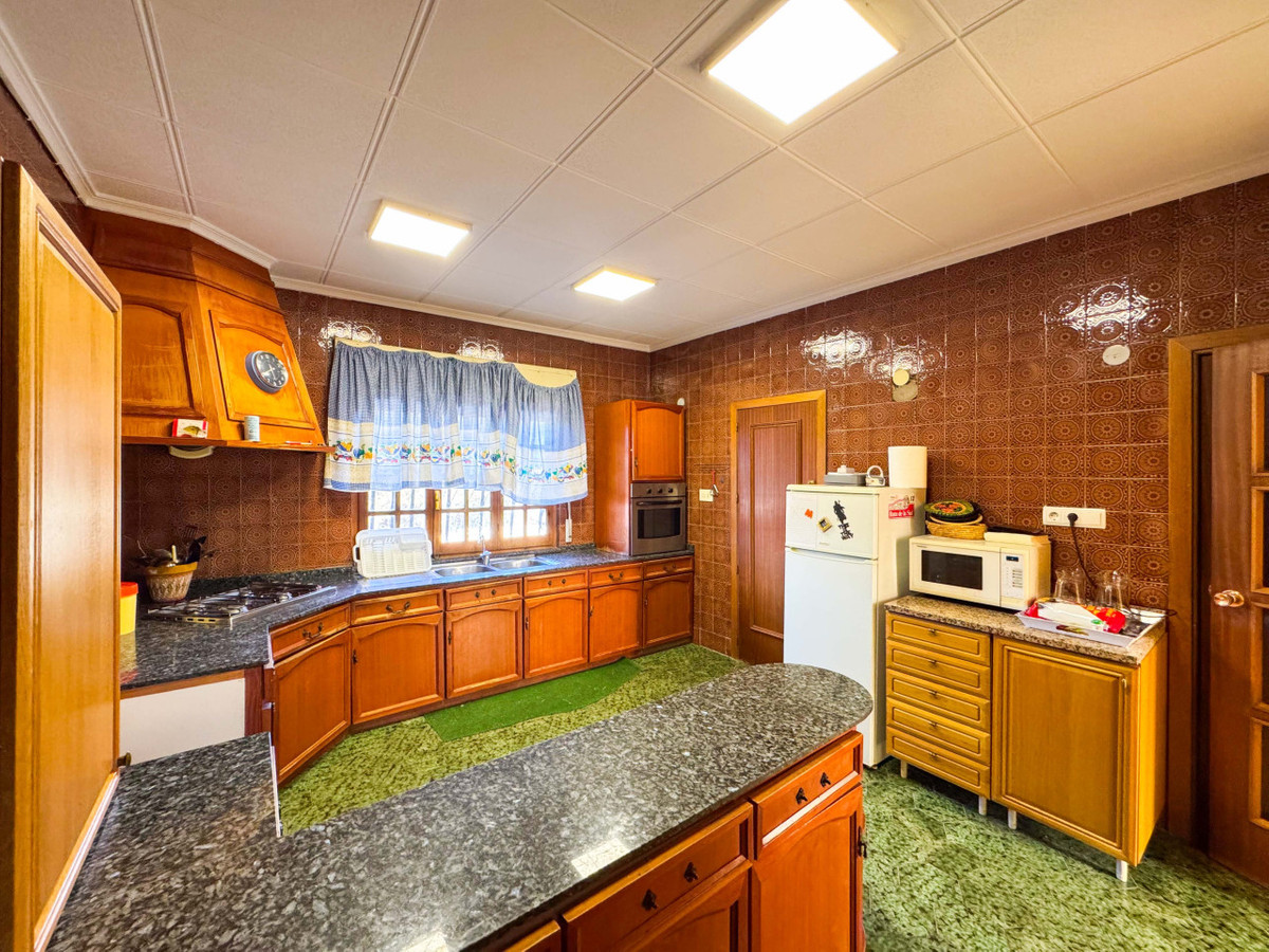 House – Detached Villa in Elda