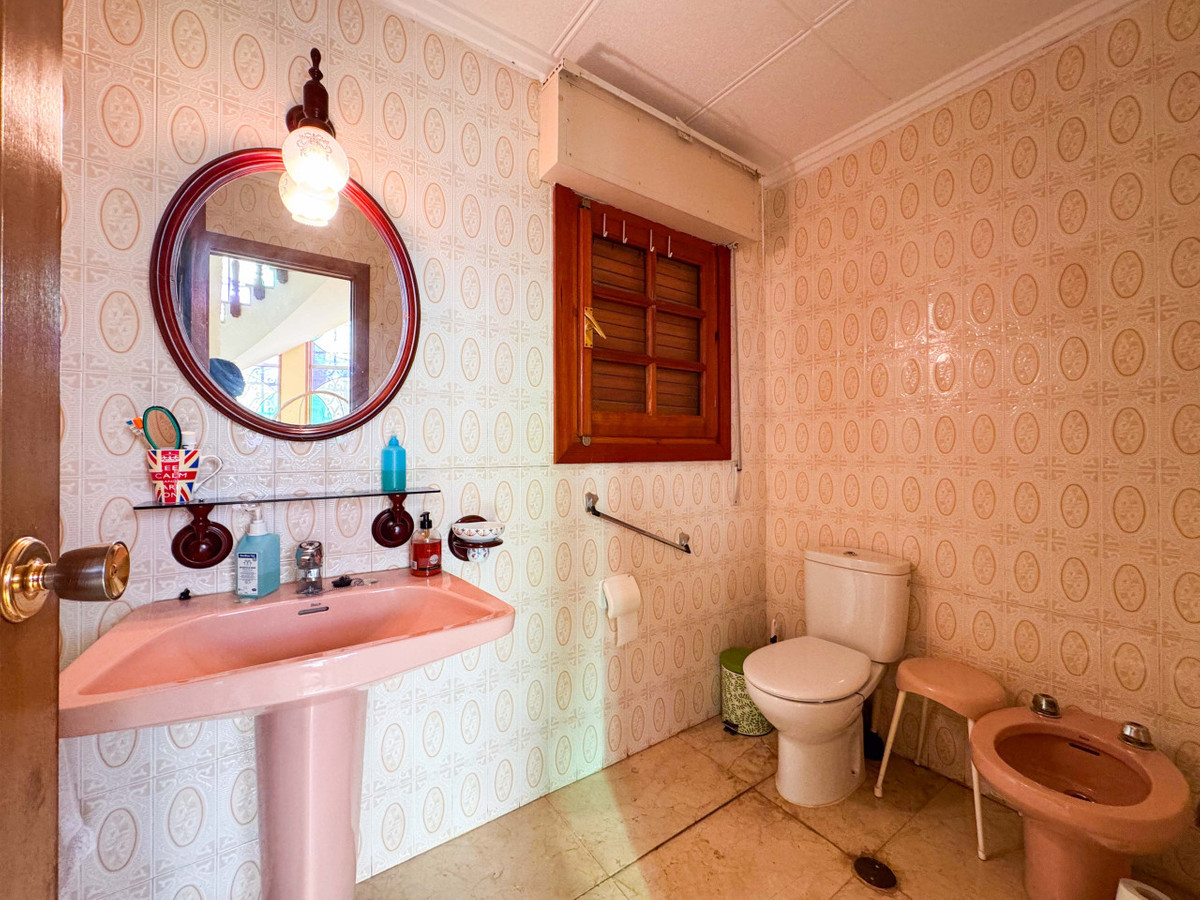House – Detached Villa in Elda