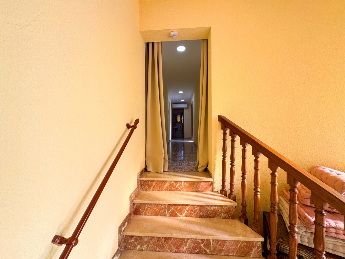 House – Detached Villa in Elda