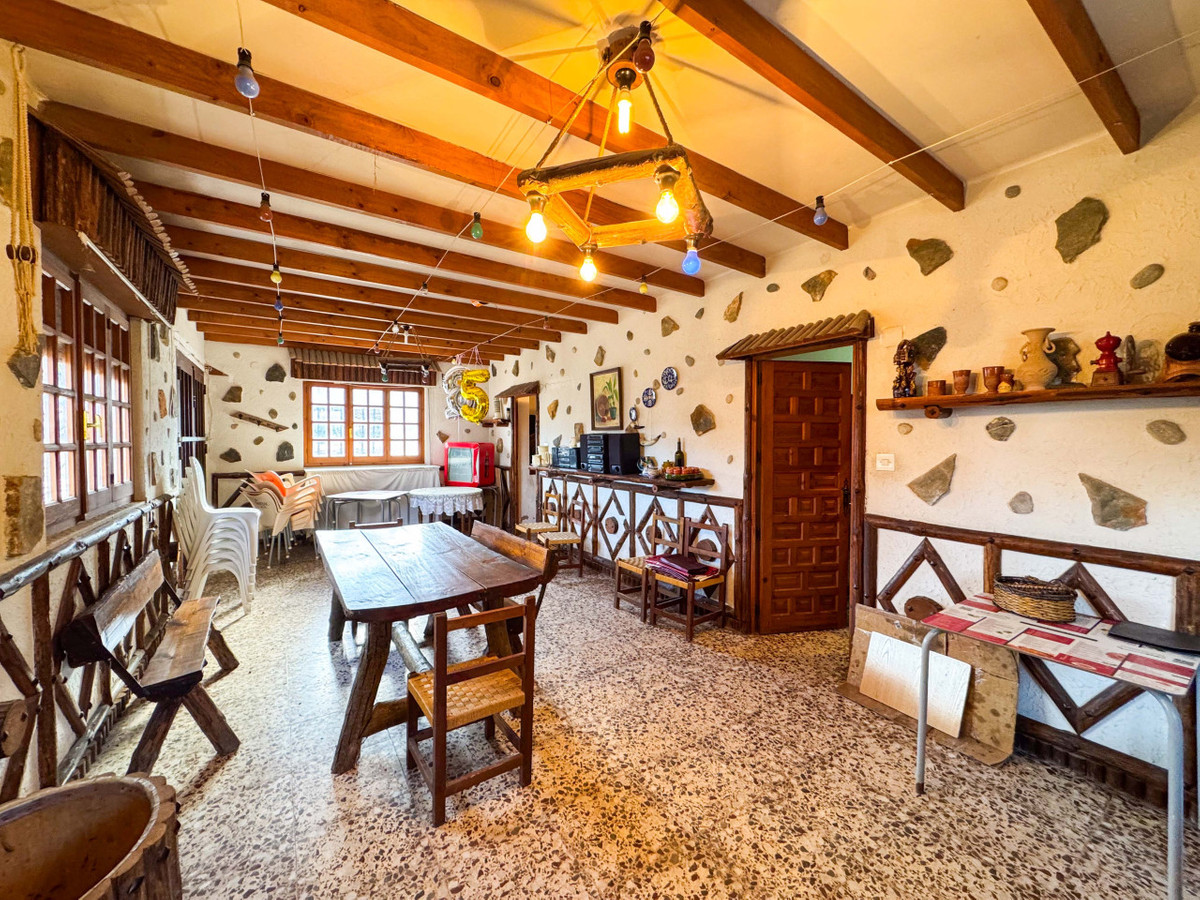 House – Detached Villa in Elda