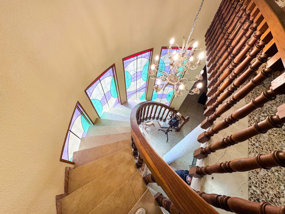 House – Detached Villa in Elda