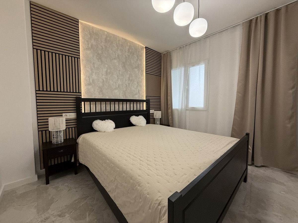 Apartment – Middle Floor Apartment in Torrevieja