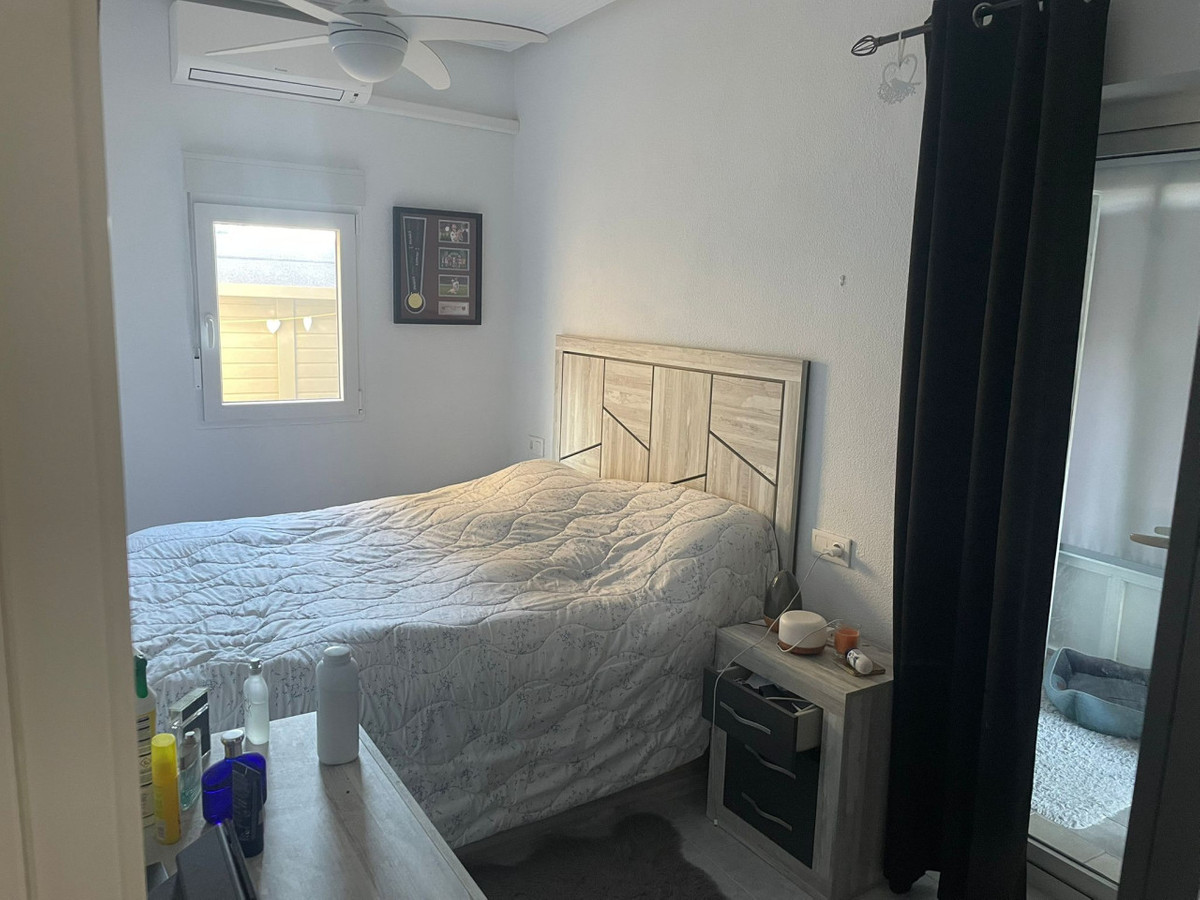 ShowFeedImage House – Detached Villa in Torrevieja