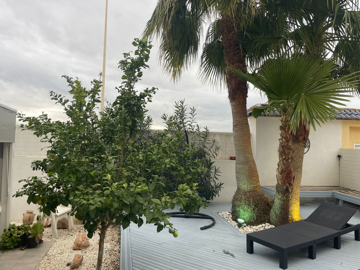 ShowFeedImage House – Detached Villa in Torrevieja