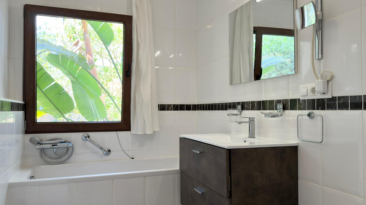 ShowFeedImage House – Bungalow in Altea