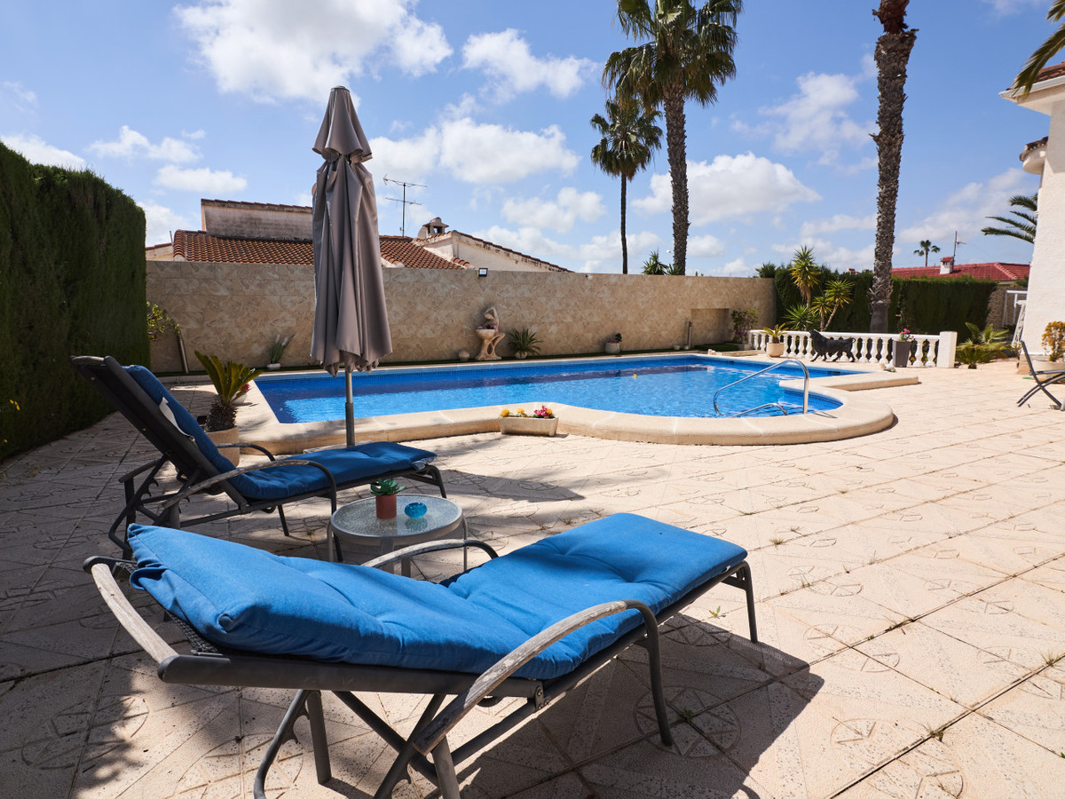 ShowFeedImage House – Detached Villa in Rojales