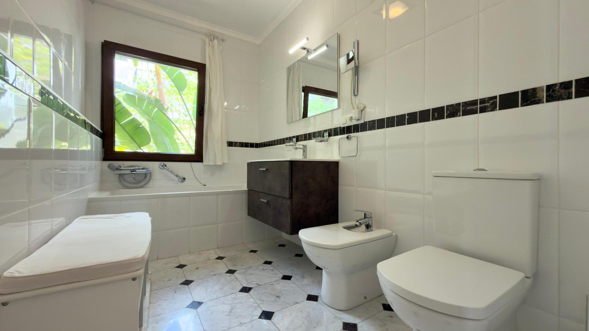 ShowFeedImage House – Bungalow in Altea