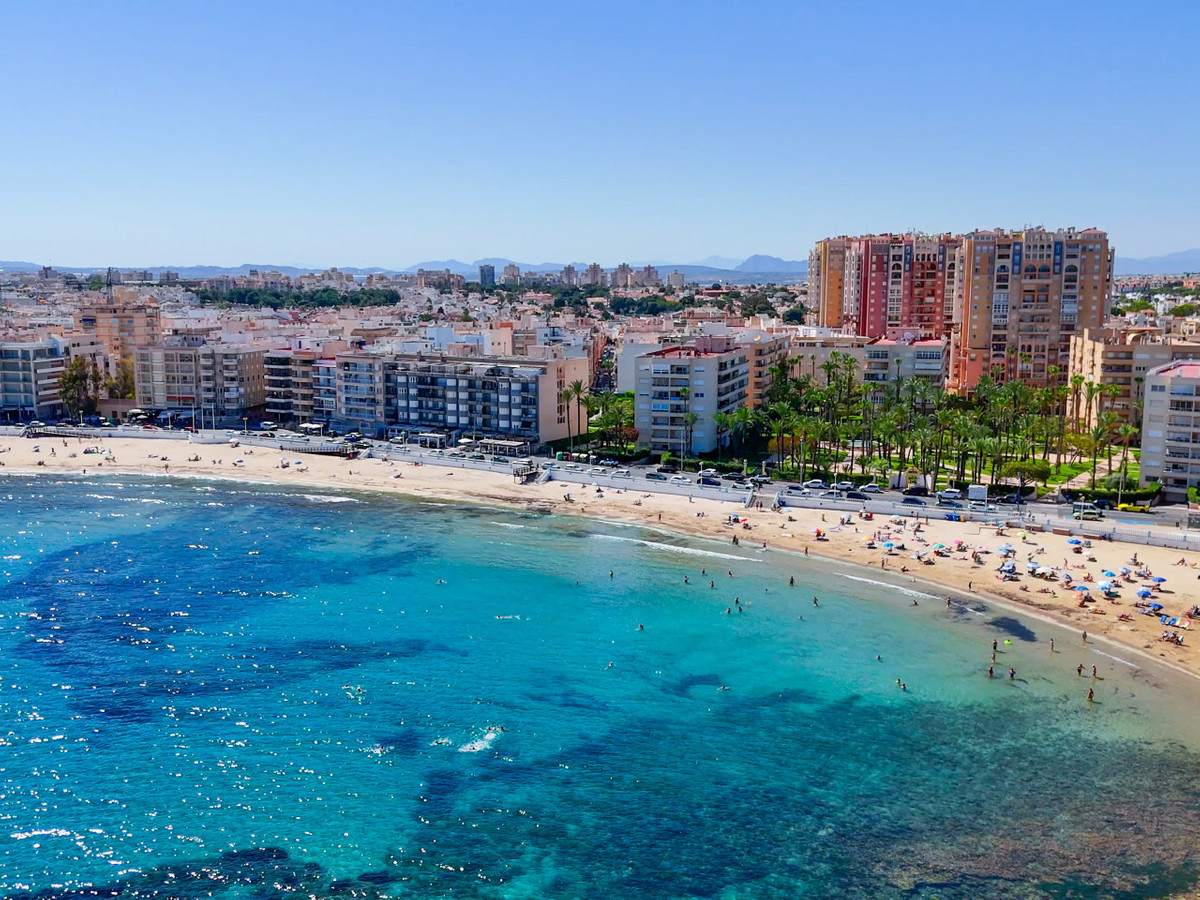ShowFeedImage Apartment – Penthouse in Torrevieja
