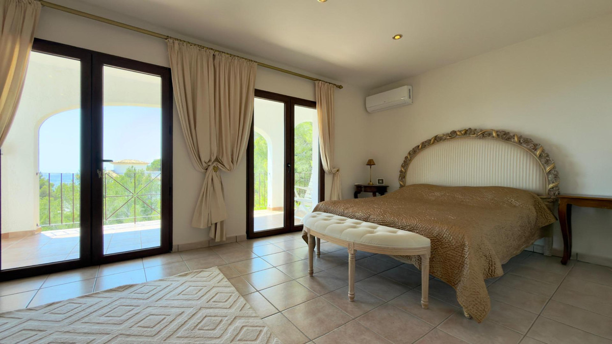ShowFeedImage House – Bungalow in Altea