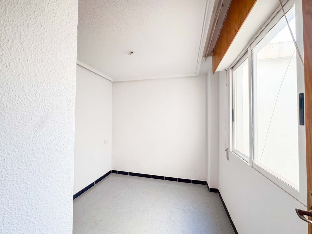 ShowFeedImage Apartment – Penthouse in Torrevieja