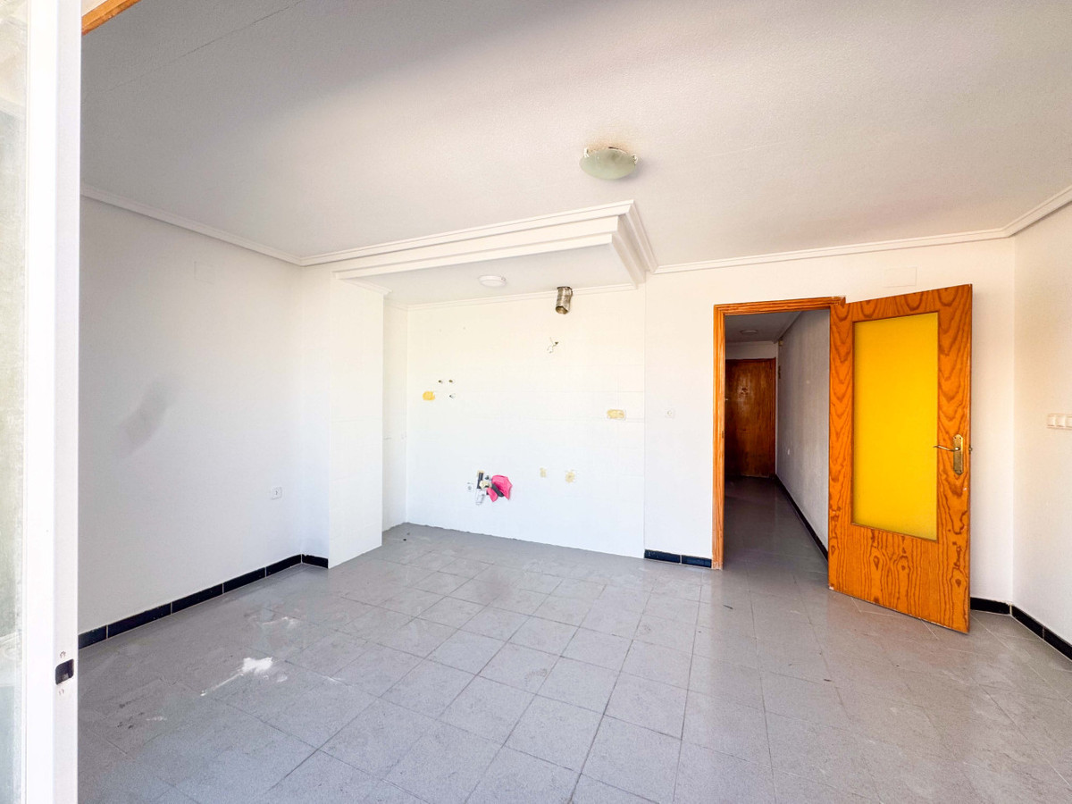 ShowFeedImage Apartment – Penthouse in Torrevieja