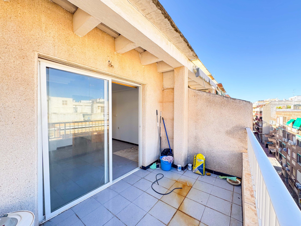 ShowFeedImage Apartment – Penthouse in Torrevieja