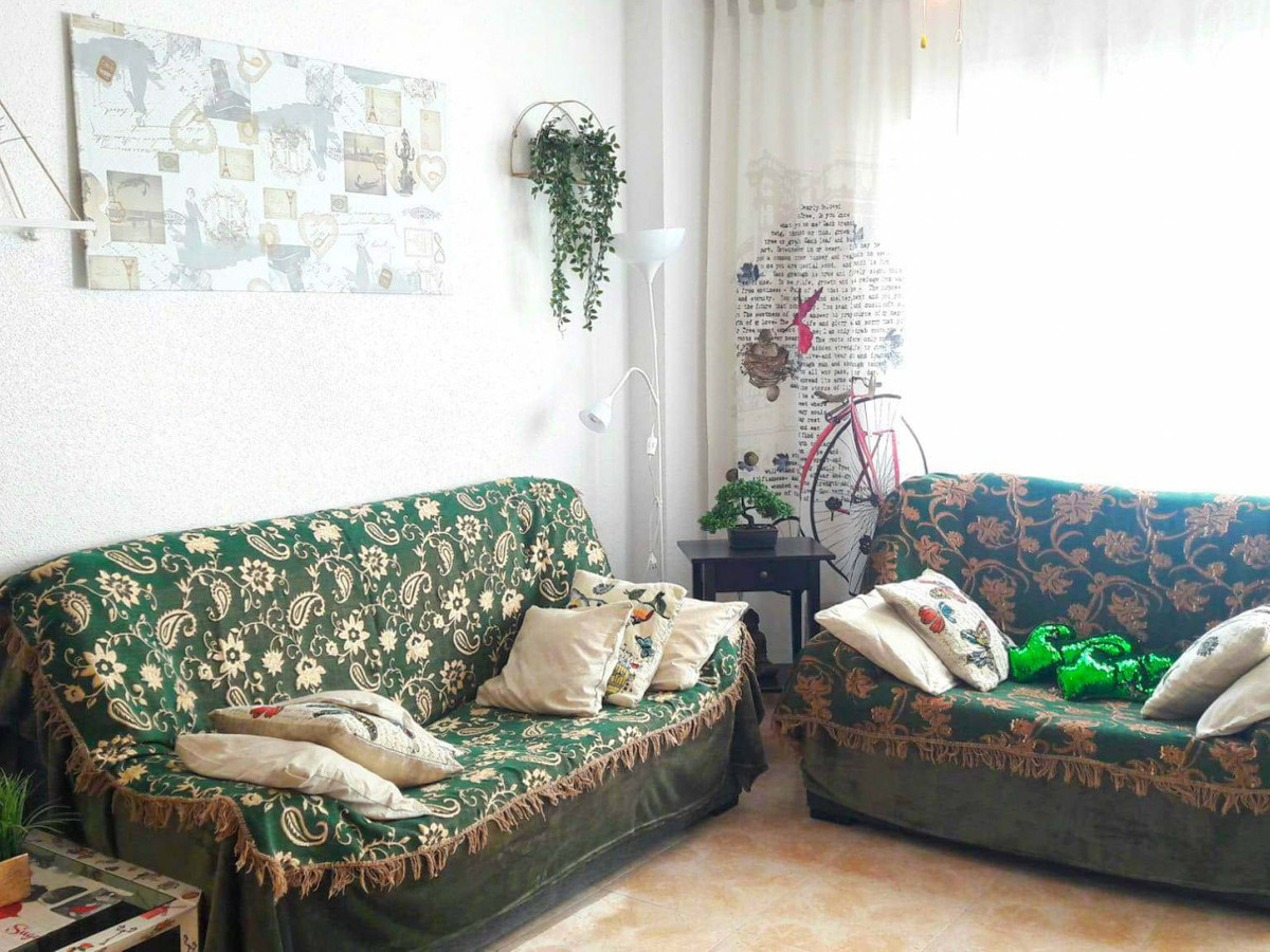 ShowFeedImage Apartment – Middle Floor Apartment in Alicante City
