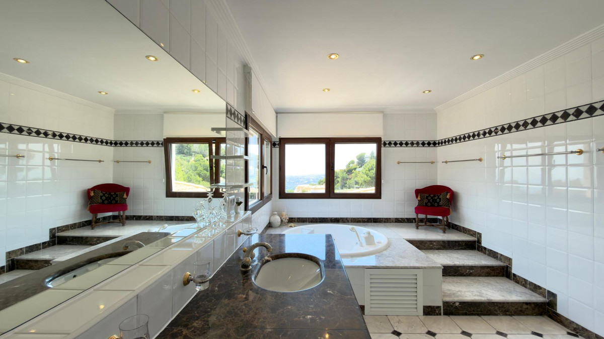 ShowFeedImage House – Bungalow in Altea