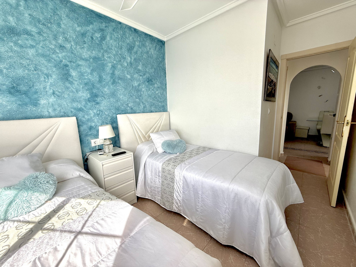 ShowFeedImage Apartment – Middle Floor Apartment in Torrevieja