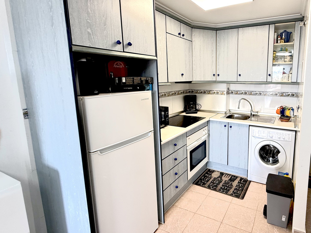 ShowFeedImage Apartment – Middle Floor Apartment in Torrevieja