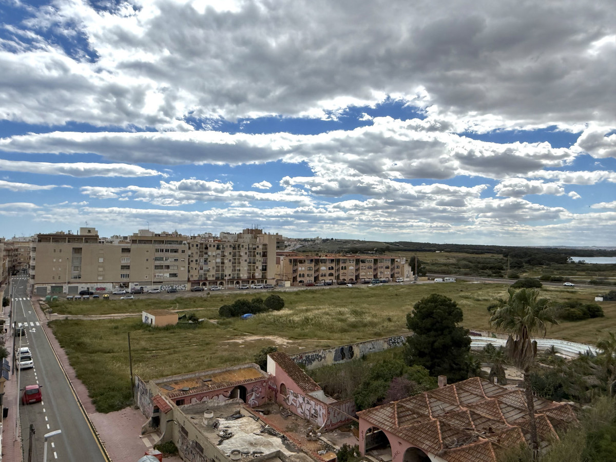 ShowFeedImage Apartment – Middle Floor Apartment in Torrevieja