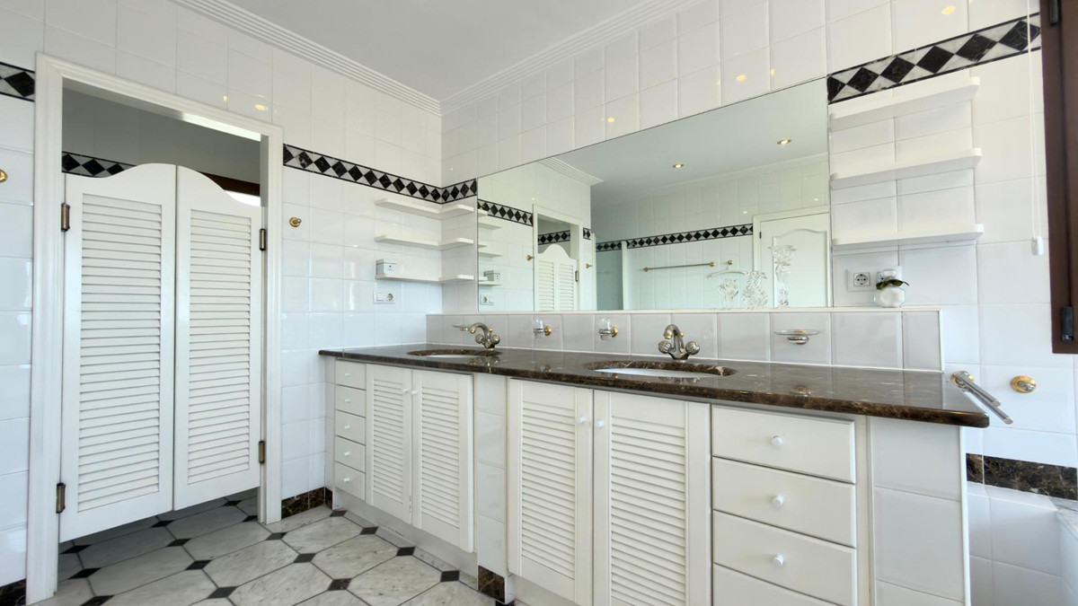 ShowFeedImage House – Bungalow in Altea