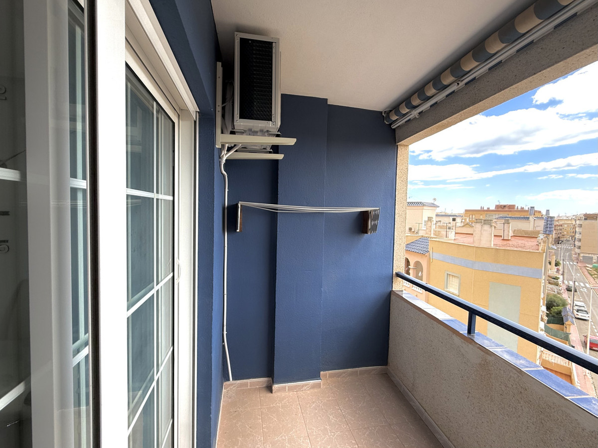 ShowFeedImage Apartment – Middle Floor Apartment in Torrevieja