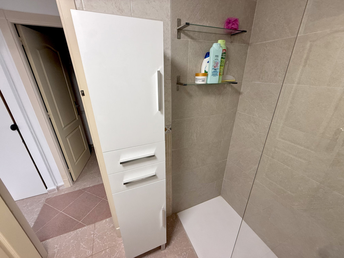 ShowFeedImage Apartment – Middle Floor Apartment in Torrevieja